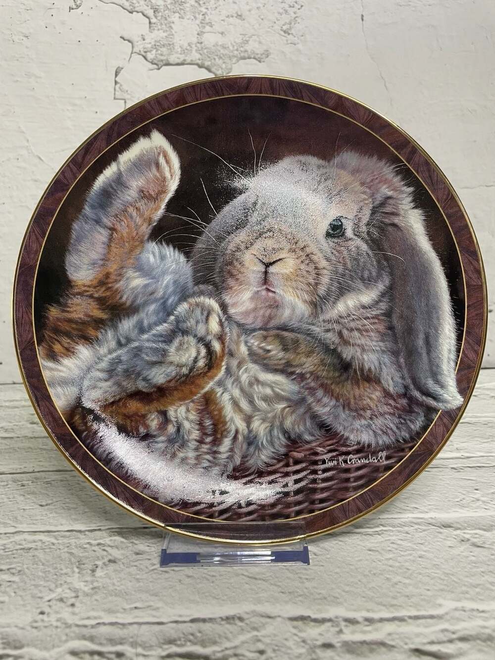 Bradford Exchange Footloose Bunny Tales Collector Plate